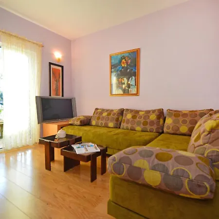 Apartman Lorina